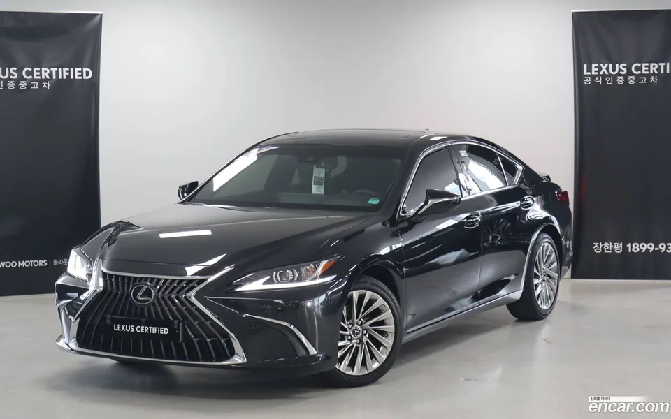 Lexus ES 300h 2024 — фото 1, купить с доставкой в Москву