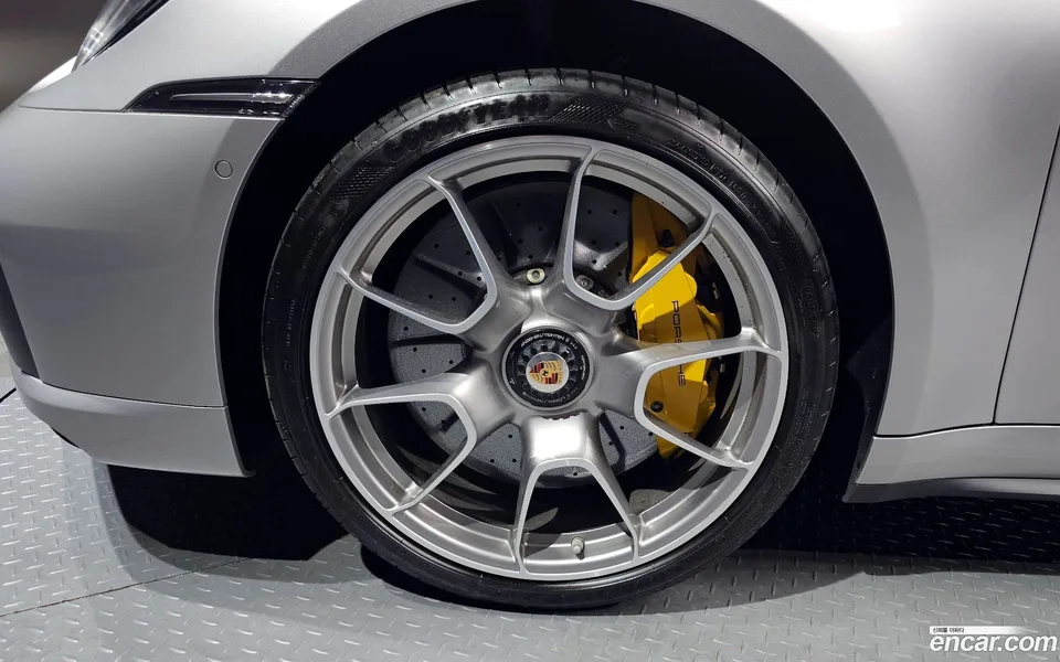 Porsche 911 (992) S 2023 — миниатюра 5