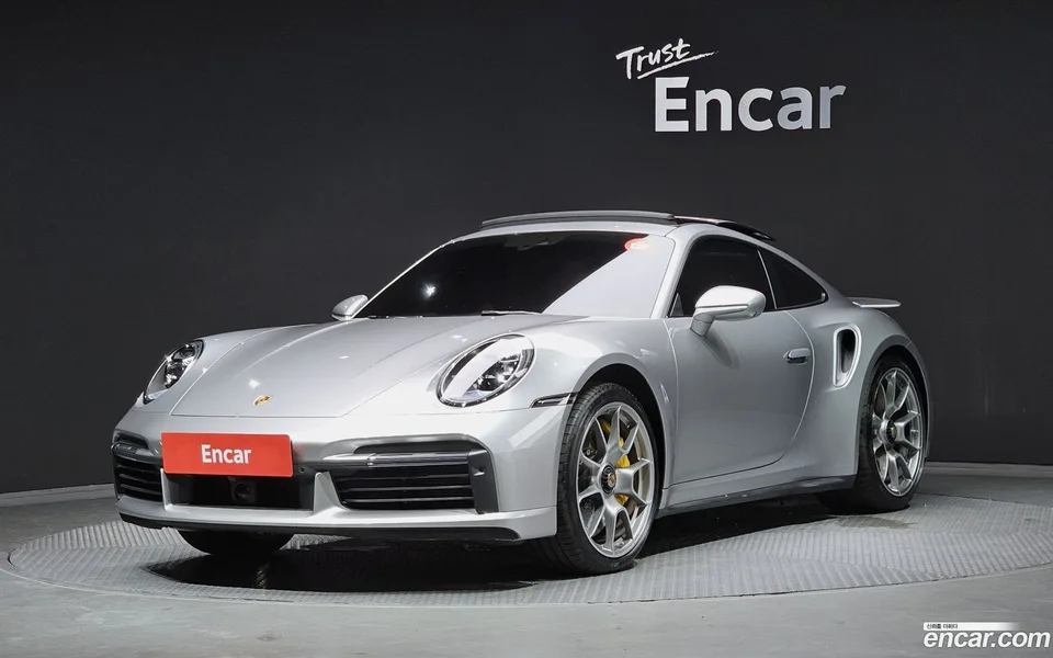 Porsche 911 (992) S 2023 — фото 1, купить с доставкой в Москву