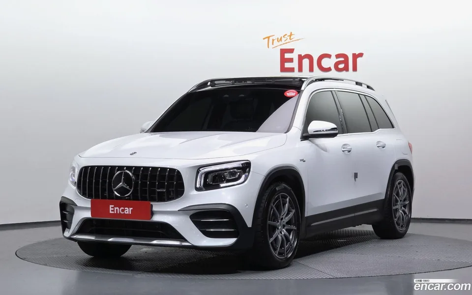 Mercedes-Benz GLB-Class AMG GLB35 4MATIC 2023 — фото 1, купить с доставкой в Москву