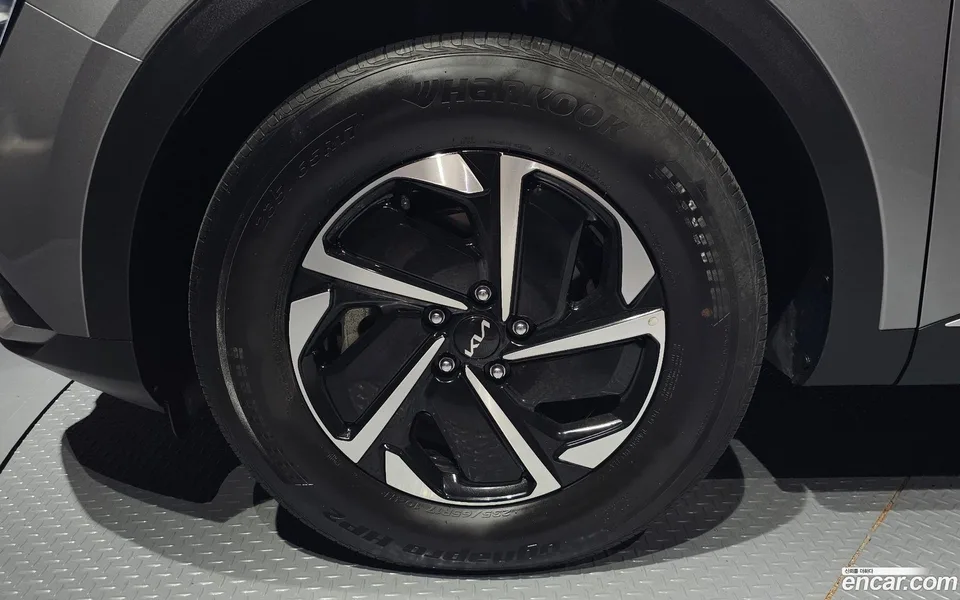 Kia Sportage Hybrid 4WD 2024 — миниатюра 5