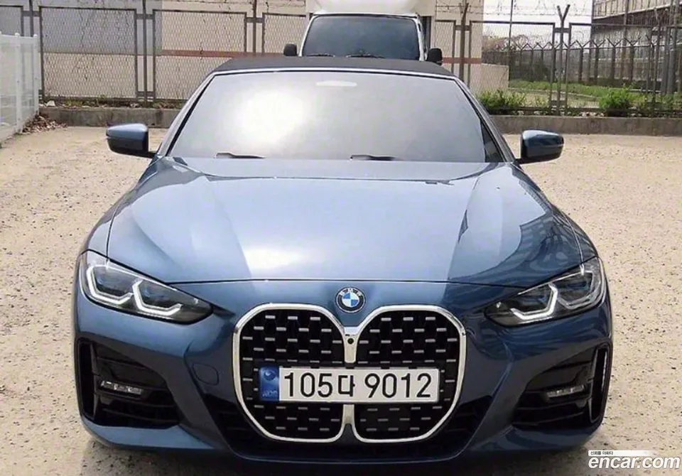 BMW 4 Series 420i M 2023 — фото 1, купить с доставкой в Москву