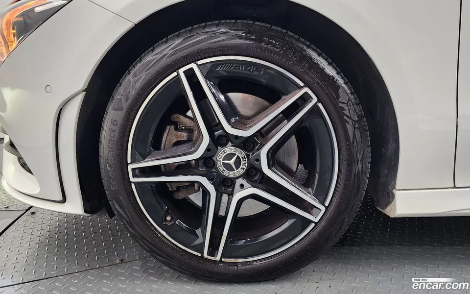 Mercedes-Benz CLA-Class CLA250 4MATIC 2023 — миниатюра 2