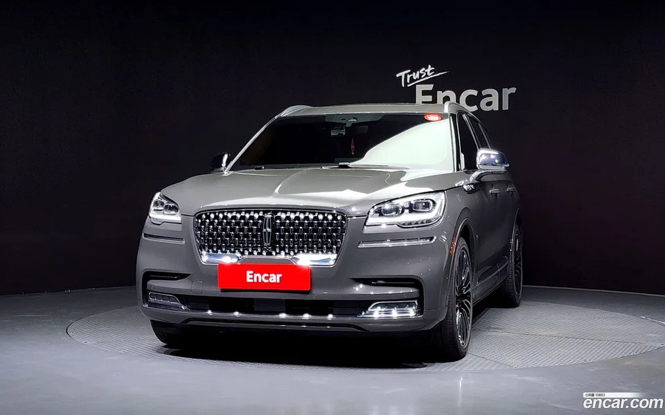 Lincoln Aviator 3.0 AWD 2022 — миниатюра 3