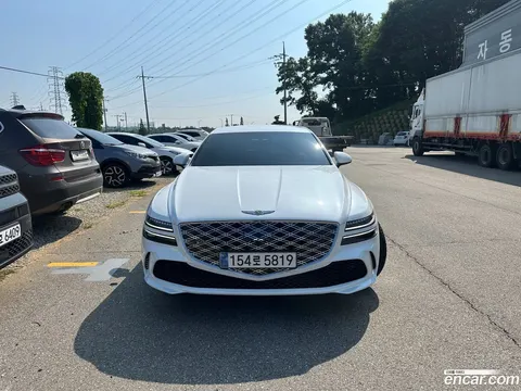 Genesis G80 2025 купить в Москве