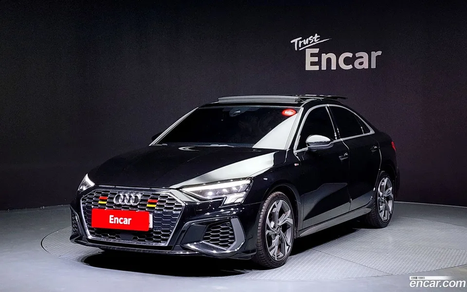 Audi A3 (8Y) 40 TFSI 2023 — фото 1, купить с доставкой в Москву