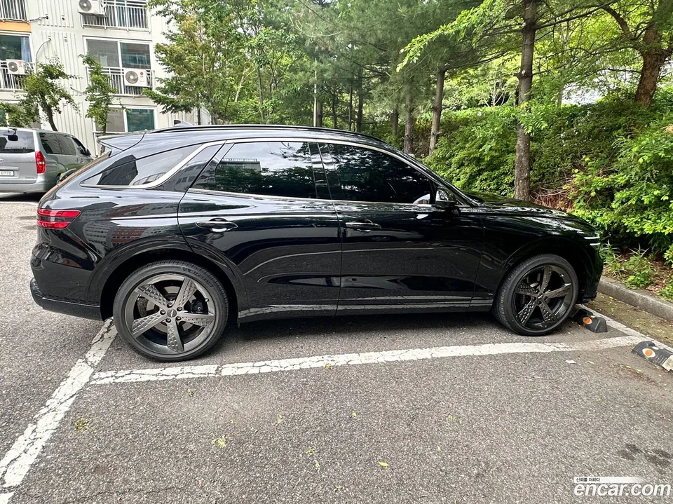 Genesis GV70 2.5T AWD 2023 — миниатюра 3