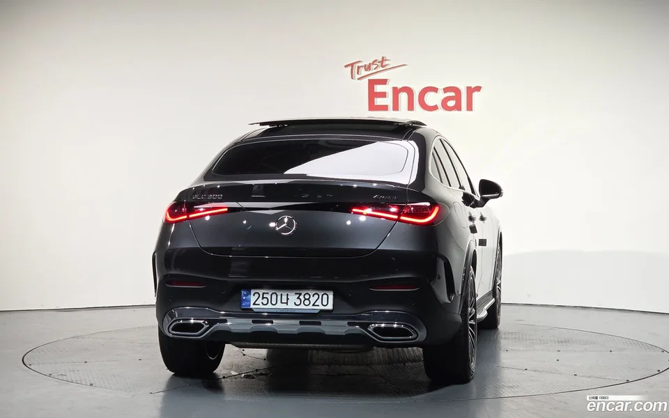 Mercedes-Benz GLC-Class GLC300 4MATIC 2024 — миниатюра 4