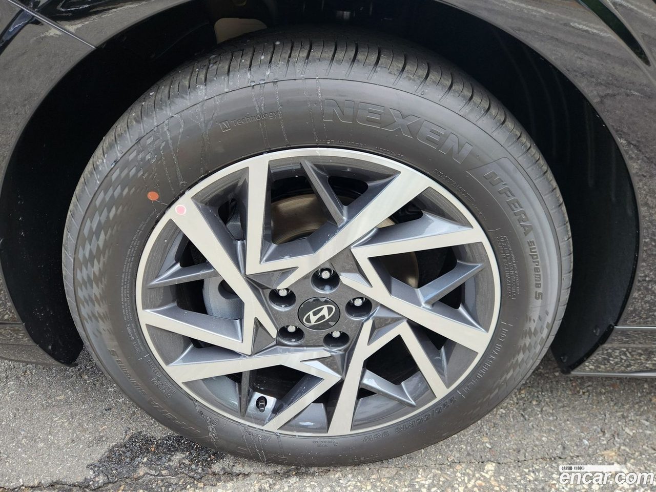 Hyundai Grandeur Hybrid 2025 — 5