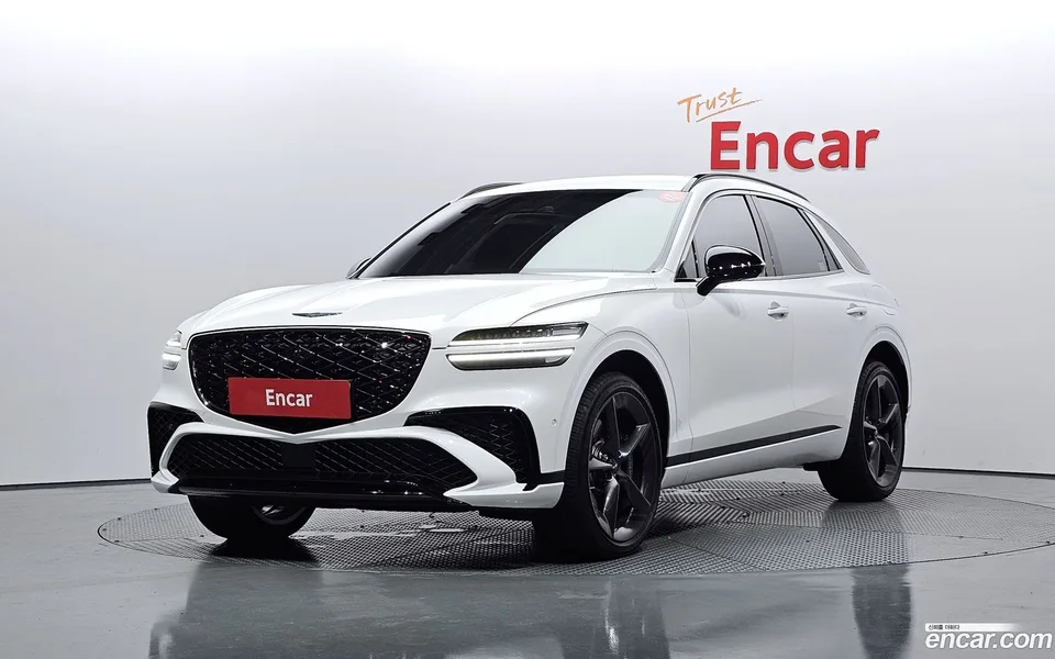 Genesis GV70 2.5T AWD 2024 — фото 1, купить с доставкой в Москву