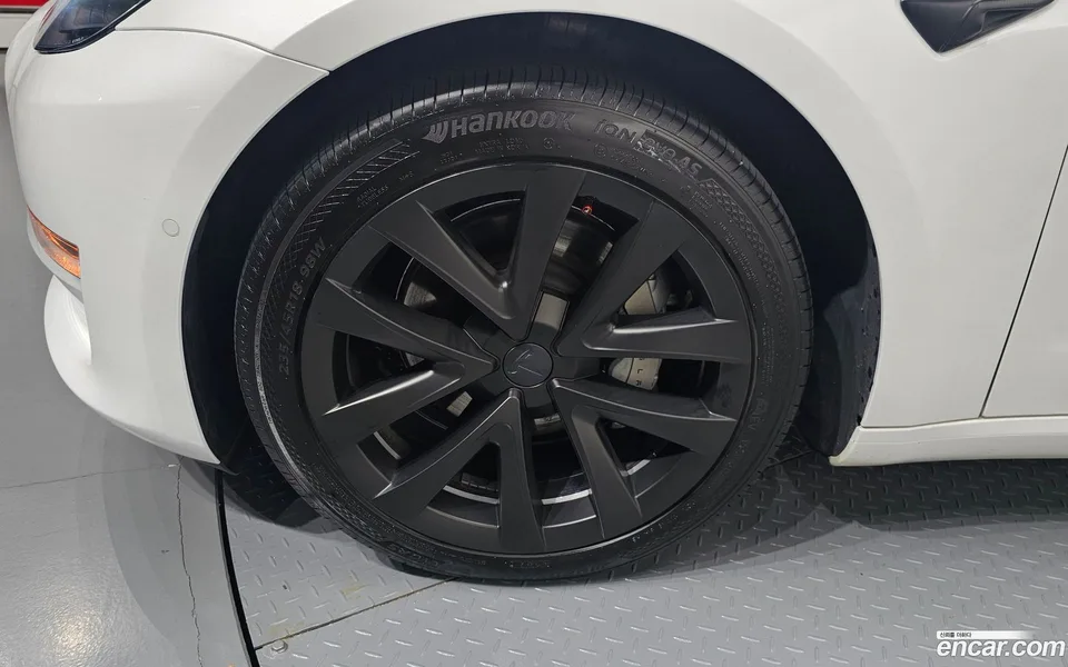 Tesla Model 3 RWD 2022 — миниатюра 2