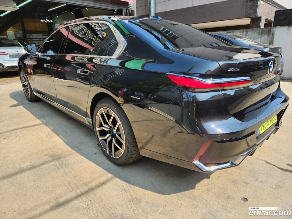BMW 7 Series 740d xDrive M 2025 — миниатюра 3