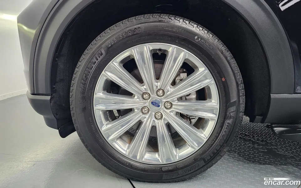 Ford Explorer 3.3 2022 — миниатюра 2