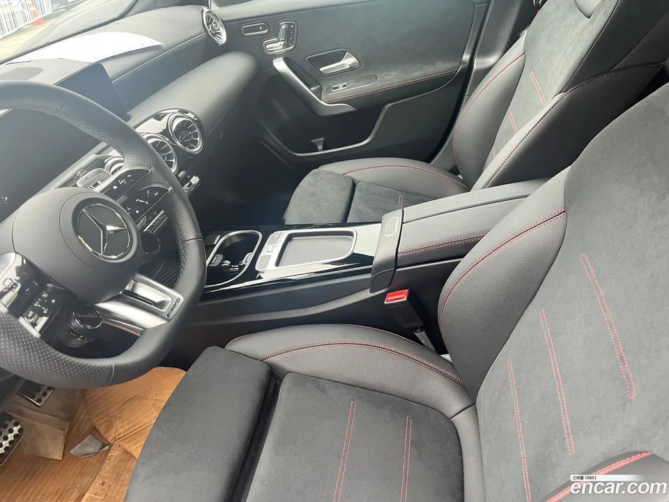 Mercedes-Benz A-Class AMG A35 S AMG 4MATIC 2024 — миниатюра 4