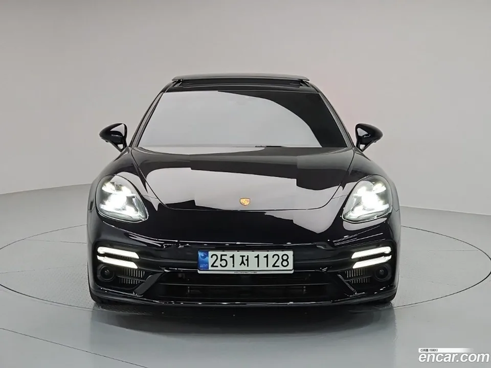 Porsche Panamera (971) 2.9 AWD 2022 — фото 1, купить с доставкой в Москву