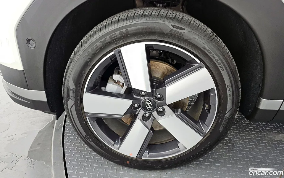 Hyundai SantaFe 2.5T 2WD 2024 — миниатюра 5