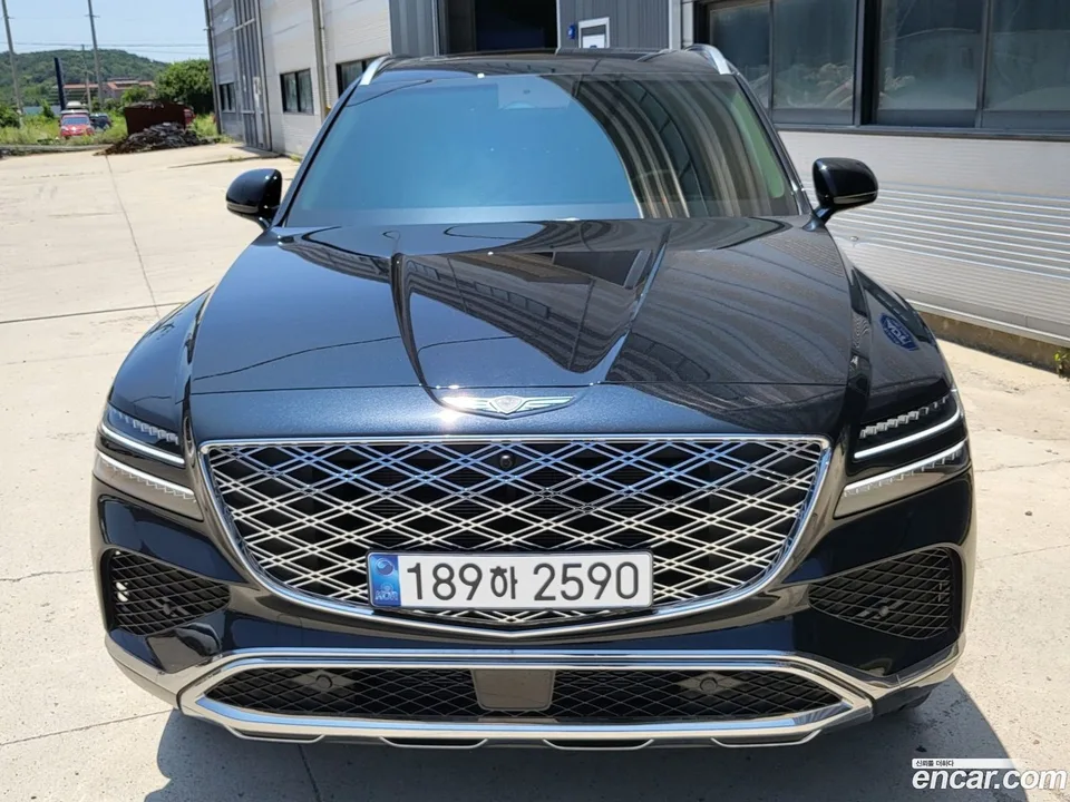Genesis GV80 2.5T AWD 2025 — фото 1, купить с доставкой в Москву