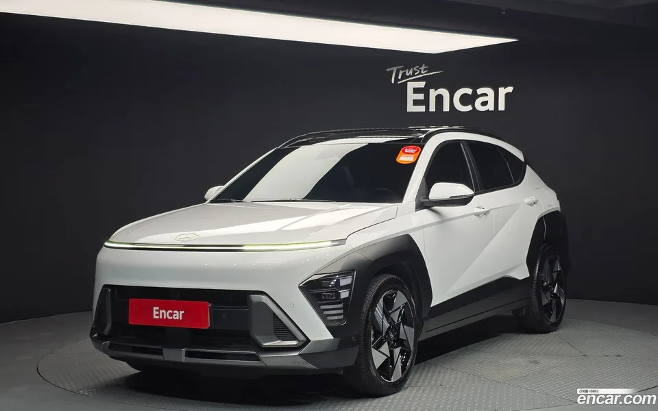 Hyundai Kona 1.6 4WD 2023 — фото 1, купить с доставкой в Москву