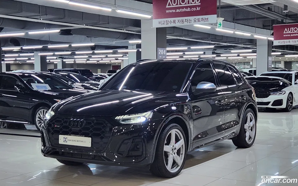Audi SQ5 3.0 TFSI 2023 — фото 1, купить с доставкой в Москву