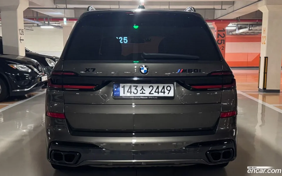 BMW X7 M60i xDrive M 6 2023 — миниатюра 4