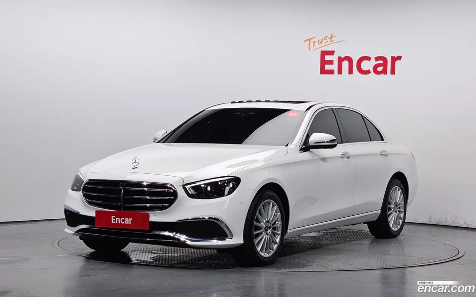 Mercedes-Benz E-Class E250 2023 — фото 1, купить с доставкой в Москву