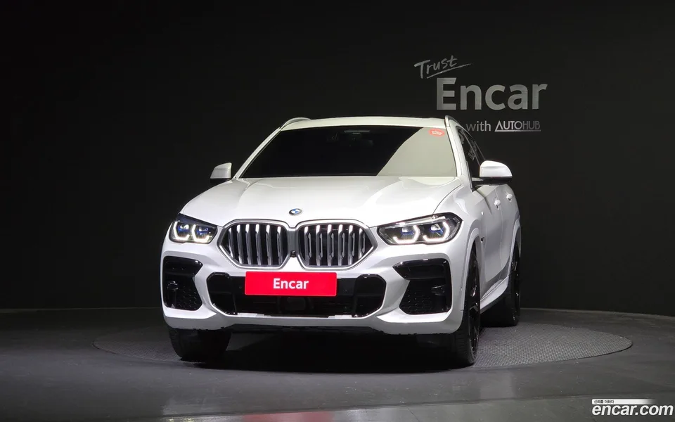 BMW X6 xDrive40i M 2023 — миниатюра 3