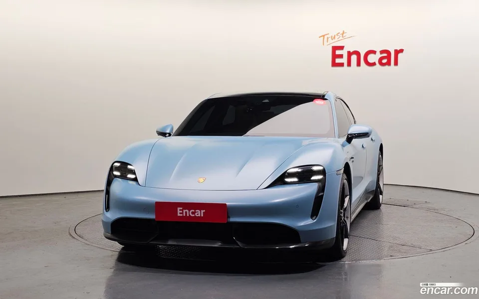 Porsche Taycan S 2023 — миниатюра 3