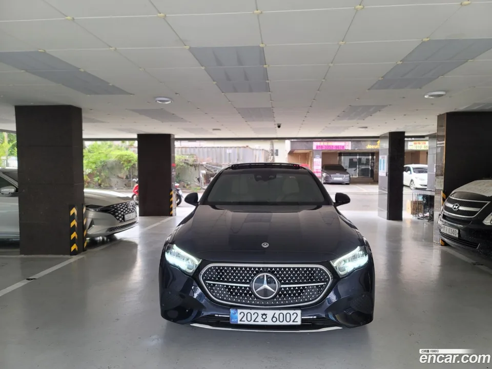 Mercedes-Benz E-Class E200 2024 — фото 1, купить с доставкой в Москву