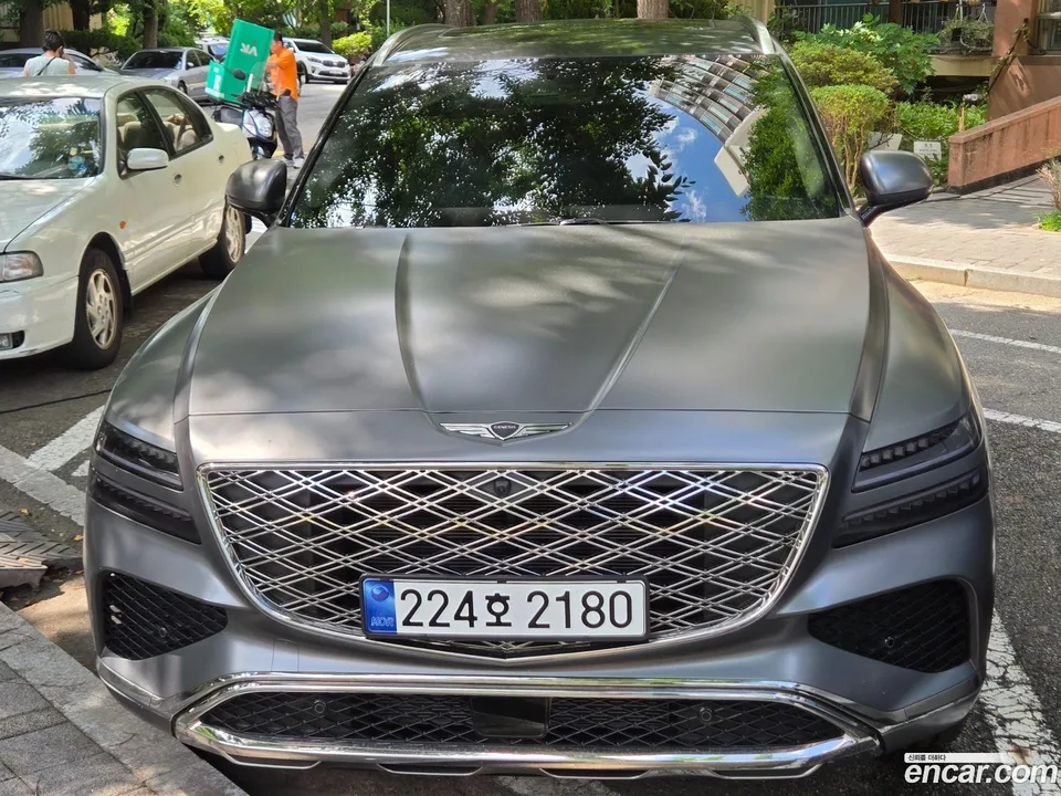 Genesis GV80 2.5T AWD 2024 — фото 1, купить с доставкой в Москву