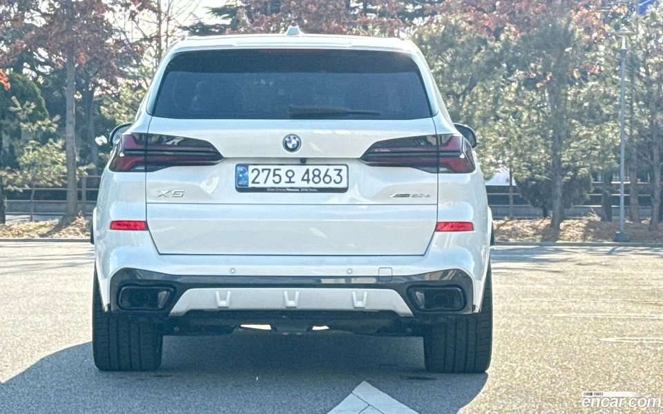 BMW X5 xDrive 50e M 2025 — миниатюра 4