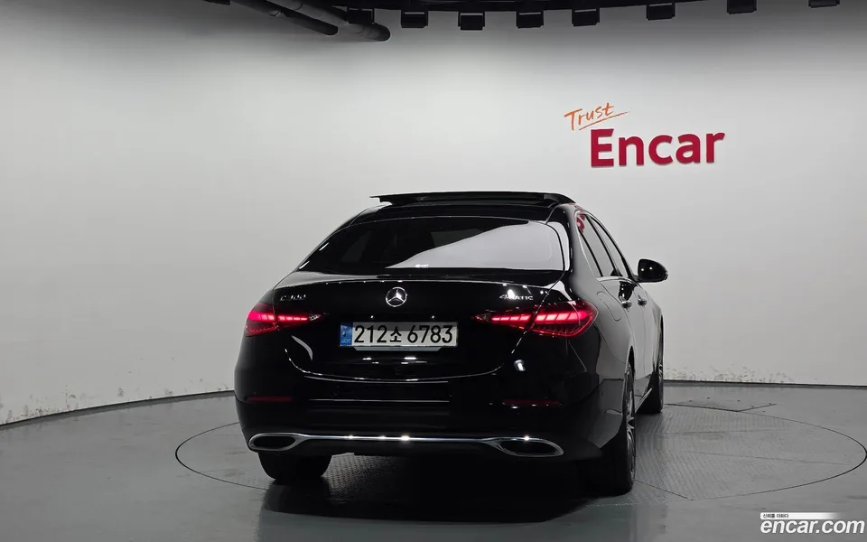 Mercedes-Benz C-Class C300 4MATIC 2024 — миниатюра 4