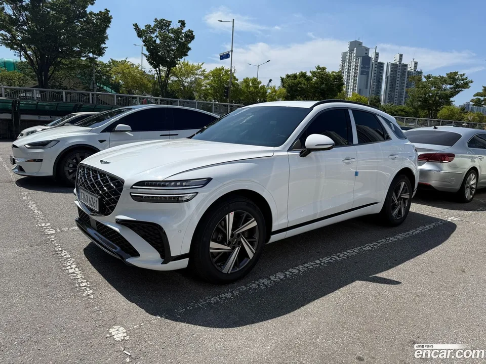 Genesis GV70 2.5T 2WD 2025 — миниатюра 3