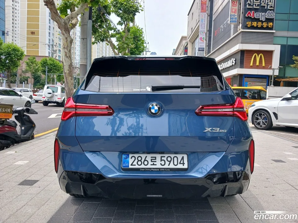 BMW X3 xDrive 20 M 2025 — миниатюра 2