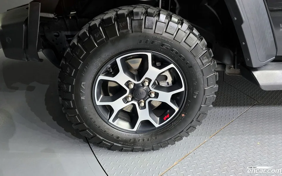 Jeep Wrangler 2.0 4 2023 — миниатюра 5