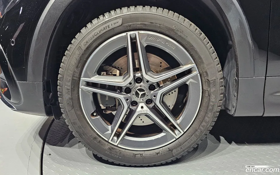 Mercedes-Benz GLB-Class GLB250 4MATIC 2024 — миниатюра 2