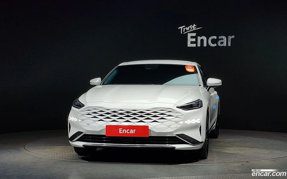 Kia K8 Hybrid 2023 — миниатюра 3