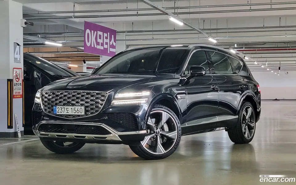 Genesis GV80 2.5T 2WD 2024 — фото 1, купить с доставкой в Москву