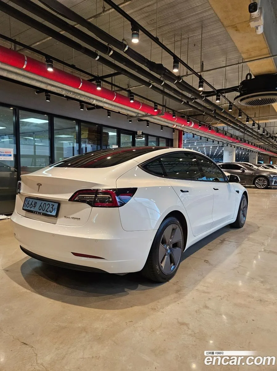Tesla Model 3 RWD 2022 — миниатюра 2