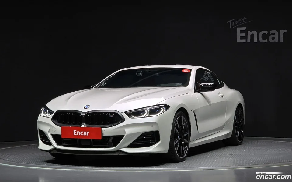 BMW 8 Series M850i xDrive 2025 — фото 1, купить с доставкой в Москву