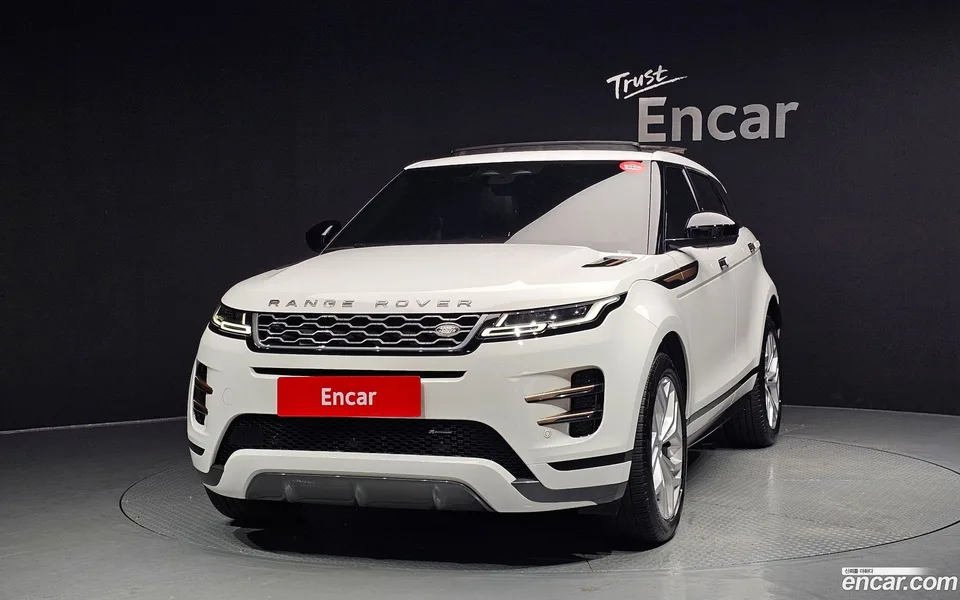 Land Rover Range Rover Evoque P250 R- SE 2023 — миниатюра 3