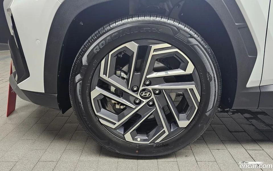 Hyundai Tucson NX4 1.6 2WD 2024 — миниатюра 2