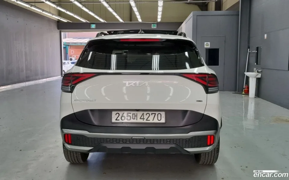 Kia Sportage Hybrid 2WD 2024 — миниатюра 4