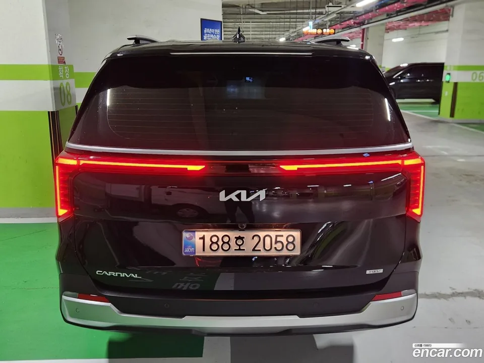 Kia Carnival HEV 9 2025 — миниатюра 4