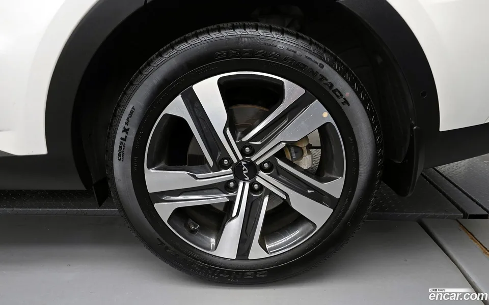 Kia Sorento HEV 1.6 2WD 2023 — миниатюра 2