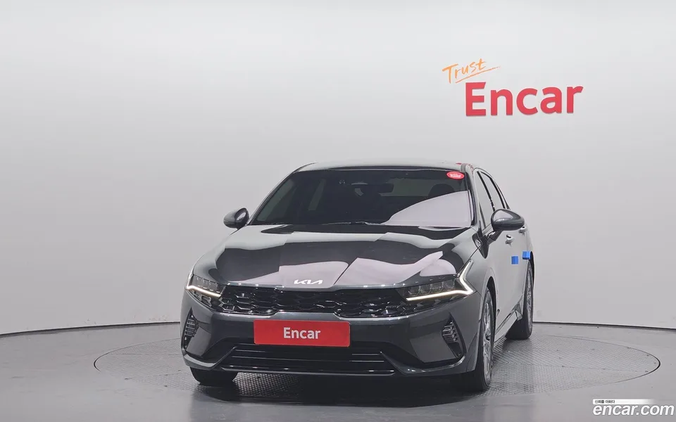 Kia K5 Hybrid 2023 — миниатюра 3