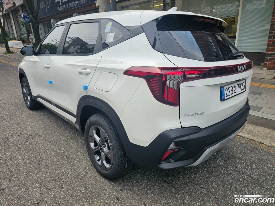 Kia Seltos 1.6 2WD 2025 — thumbnail 2