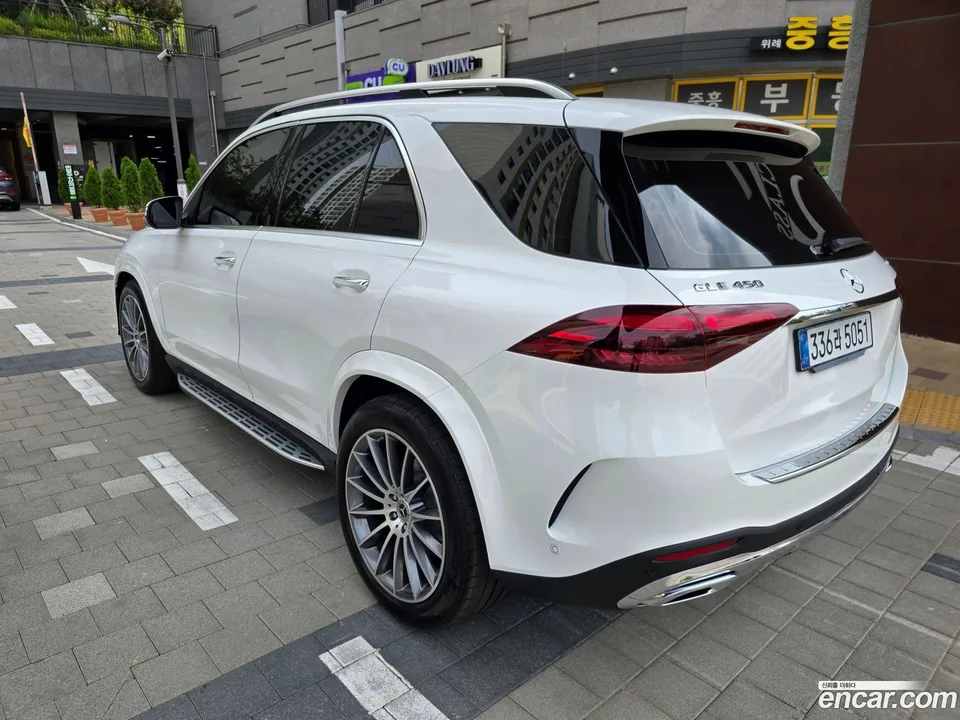 Mercedes-Benz GLE-Class GLE450 4MATIC 2025 — миниатюра 4