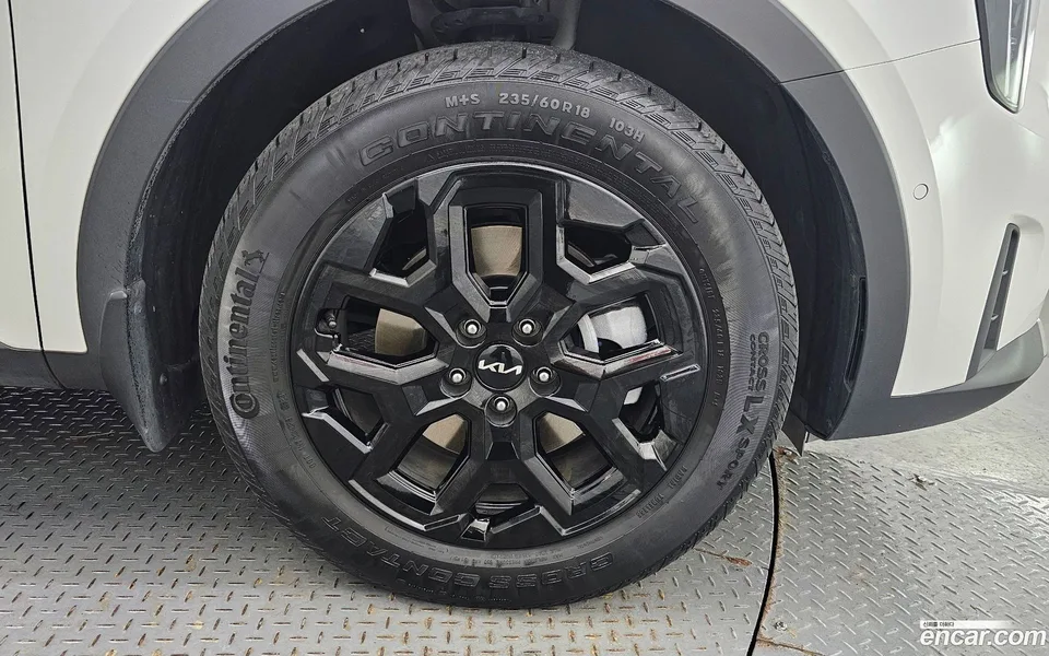 Kia Sorento HEV 1.6 2WD 2023 — миниатюра 2