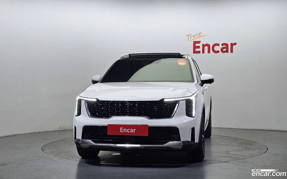 Kia Sorento HEV 1.6 2WD 2023 — миниатюра 3