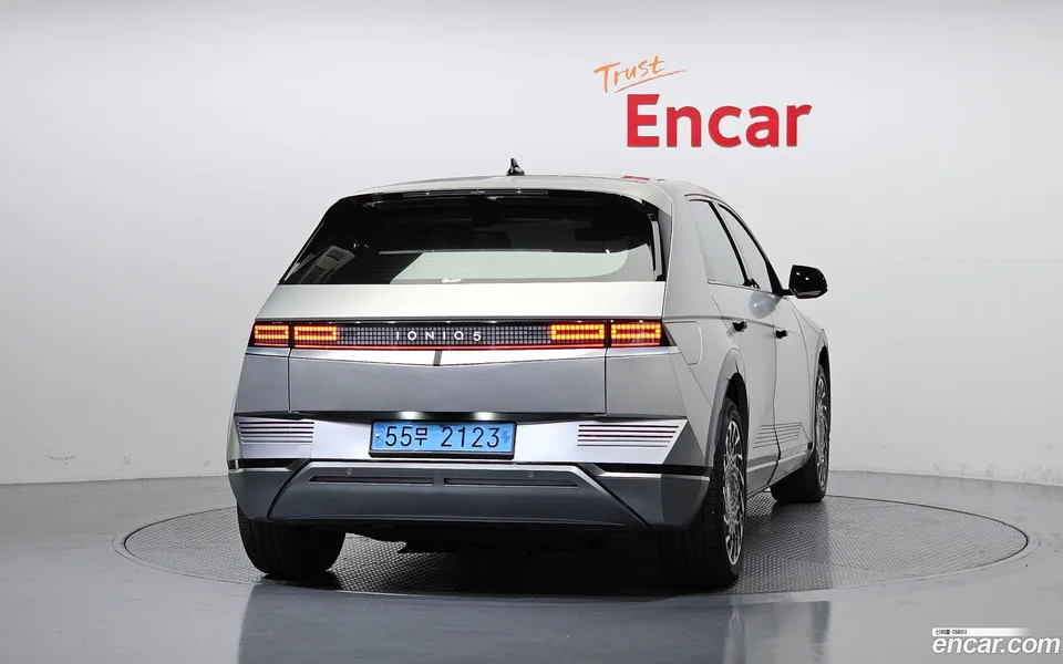 Hyundai Ioniq 5 2024 — thumbnail 4